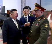 북한, 탄도미사일·방사포탄 '정확도' 자랑…대러 무기수출 노리나