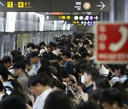 “혼잡 그만” 정부, 110억원 투입해 김포골드라인·4·7·9호선 열차 늘린다