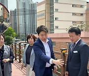 김진오 대전시의원, 버드내중학교·복수동 쟁기봉·도마동 월평근린공원 등산로 점검