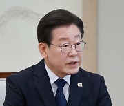 이재명 “가족 등 주변 인사 의혹 정리했으면 좋겠다”