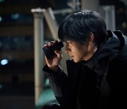 "The Plot," rife with unexpected twists, will showcase Gang Dong-won at his coldest