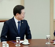 [News Focus] Lee tells Yoon that he has governed without political dialogue