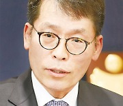 [대한민국 100대 CEO] 김성태 IBK기업은행장 | 유별난 ‘벤처·스타트업’ 사랑 결실 맺다