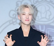 세븐틴 호시 ‘귀엽게 발톱을 세우고’ [MK포토]