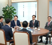 '빈손 회동'에…與 "협치 물꼬 텄지만 민주당 평가 아쉽다"