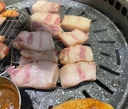 “살코기가 마블링”…‘연예인 인증’ 제주 삼겹살집 ‘배짱 영업’ 논란