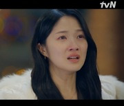 '선업튀' 미래로 돌아온 김혜윤, ♥변우석과 추억 그리워하며 '눈물'
