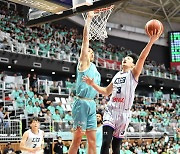 [KBL FINAL] '턴오버에 발목 잡힌' KCC, 허웅-라건아 4쿼터 추격전은 빛났다