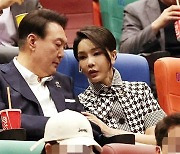 2심 법원도 "尹대통령 영화관람비·식사비·특활비 공개해야"