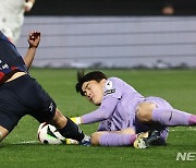 선방하는 서울FC 백종범