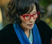 이혜영, 김희선 시어머니·추리소설 작가로 변신…‘우리, 집’ 남다른 포스