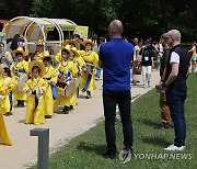 아름다운 한국의 문화를 알리는 꼬마 취타대