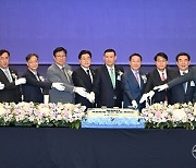 인천 총선 당선인들 “인천경제 살리는데 앞장” 약속…인천상의 당선 축하회