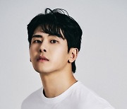 이호원, 라이즈엔터와 전속계약…11일 팬미팅 개최