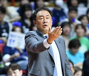 [KBL FINAL 경기 전] 전창진 KCC 감독, “이기면 90%, 지면 0%다” … 송영진 KT 감독, “(허)훈이가 감기 기운을 안고 있다”