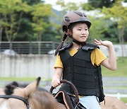 농림축산식품부, 한국마사회 5월부터 6월까지…도심 속 무료 승마 체험 선보여