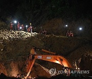 CHINA GUANGDONG ROAD COLLAPSE