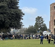 미 UCLA 교정에 경찰 진입해 친팔레스타인 시위대 강제 해산·체포
