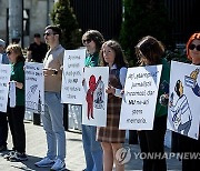 MOLDOVA PROTEST PRESS FREEDOM