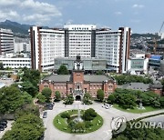 서울의대 교수 97% "환자 지키고싶다"…`사직 강행`은 4% 불과