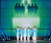NCT DREAM, 오색헤어 빛난 매혹오프닝…“더 덥고 뜨거운 막콘”(콘서트)