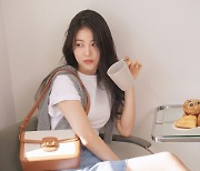 제이에스티나 핸드백, 신예은의 '초여름 스타일링' 제안