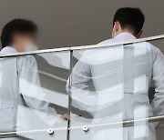 “우리 병원에 2조4천억 주면 가능”...의대 교수들, 의대 증원 ‘2000명 근거’ 요구