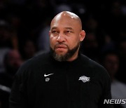 '플레이오프 조기 탈락' NBA 레이커스, 햄 감독 해고