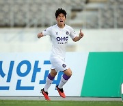 K리그2 안양, 충남아산과 1-1 무승부…선두 도약