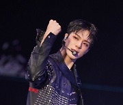 "이제노가 벗었다" NCT 드림 제노, 깜짝 상의 탈의…앙코르 대신 "이제노" 연호