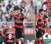 K리그1 포항, 전북 1-0 잡고 선두 수성…김종우 극장골(종합)