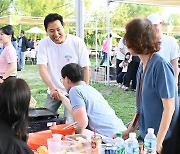 [동정] 오세훈, 서울페스타 '고기굽굽 피크닉' 참석