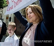 MOLDOVA RALLY GEOGIAN OPPOSITION SUPPORT