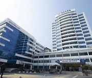 경희의료원 "개원 53년만에 최악의 경영난…급여지급 중단 검토"