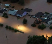 브라질 대홍수 55명 사망…케냐 폭우 사망자 200명 넘어