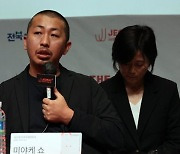 "생리전 증후군·공황장애…직장생활 힘든 각자의 사연 이해해야"