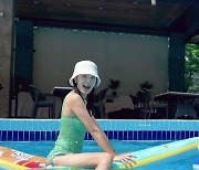 ‘인교진♥’ 소이현, 애둘맘 안 믿기는 늘씬 수영복 자태 “너무 행복하다”