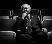 ‘고도’와 50년… 한국연극의 큰 별 임영웅 연출가 별세