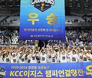 [프로농구결산] ①슈퍼팀 KCC, 사상 최초로 정규리그 5위팀 우승 '대반전'