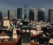 은행·학교에 '폭탄 위협' 하루에 1100건…슬로바키아 전역 비상
