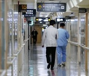 '외국 의사'도 국내 의료행위 허용…복지부, 의료공백 장기화에 특단 조치