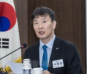 [포토] 이복현 금감원장, "PF 사업장 정리·재구조화 속도 높일 것"