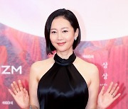 [ET포토] 염정아, '광택나는 블랙 드레스'