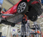 [포토]오토플러스, 세계 최초 'EV-PHEV 정비 부문' 2년 연속 글로벌 기관 인증 받아