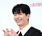 위하준, '매력적인 눈웃음' [사진]