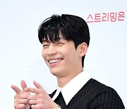 위하준, '눈웃음으로 녹이네' [사진]