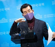 "성남으로 쫓아내자"…'이재명 낙선운동' 장영하 벌금형 확정