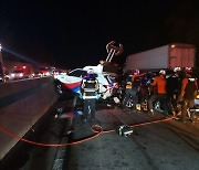 사고 수습하다 참변…현장 덮친 SUV에 도로공사 직원 사망