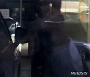 30대女 7명 개인정보 빼낸 '전직 경찰'…14일만에 체포(종합)