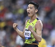 우상혁, 올림픽 전초전격 대회서 2위 '2m31 날아올라'